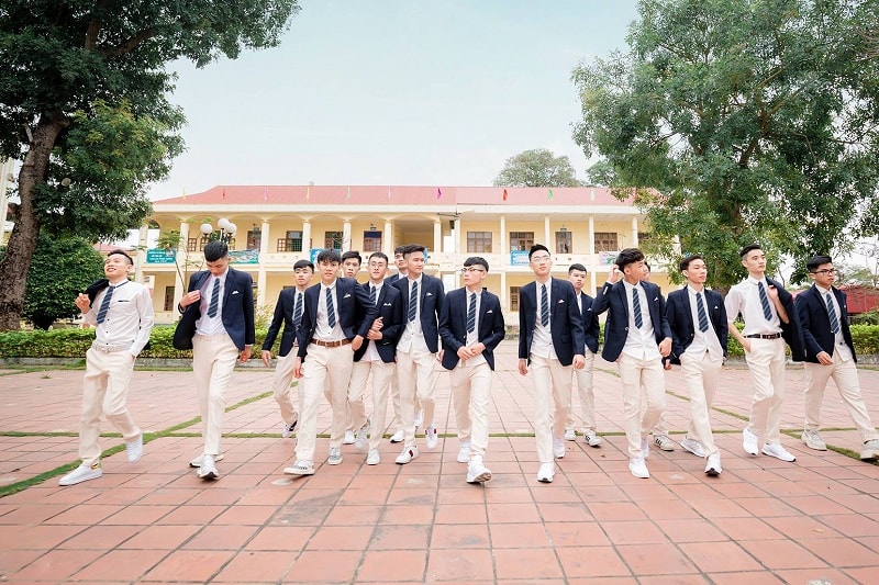 bat mi dia chi may dong phuc gia re tai ha noi 1